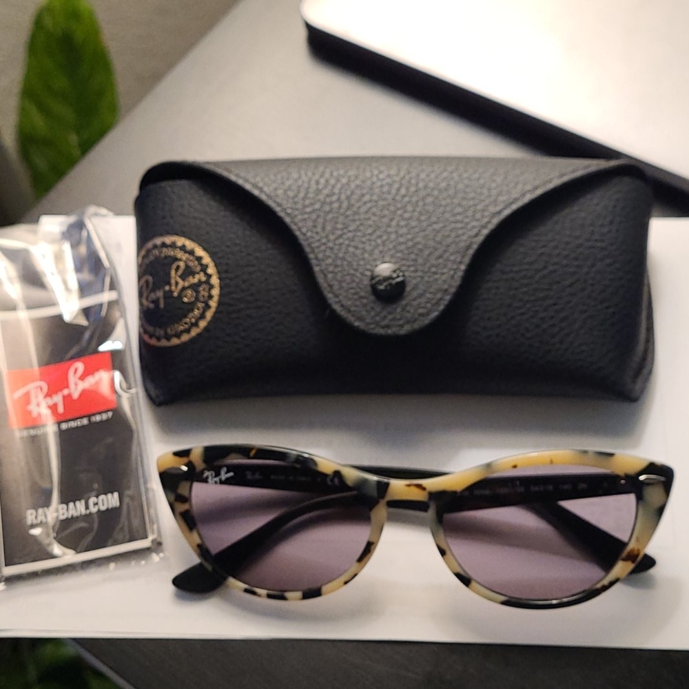 Ray-Ban Nina Sunglasses